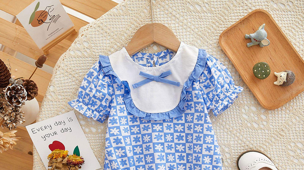 消費(fèi)者選購(gòu)嬰幼兒服裝應(yīng)注意什么？